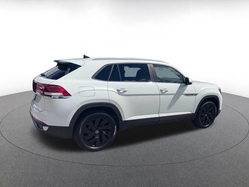 Used 2026 Volkswagen Atlas Cross Sport SE FWD image 12