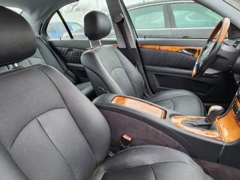 Used 2006 Mercedes-Benz E 350 Sedan image 13