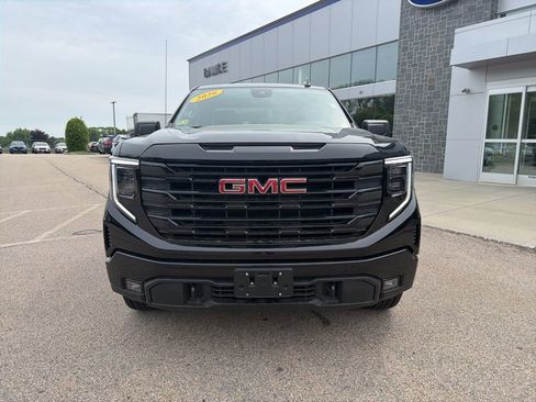 Used 2026 GMC Sierra 1500 Elevation AWD/4WD image 9