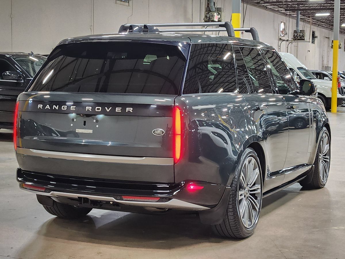 Used 2023 Land Rover Range Rover SE AWD/4WD image 8