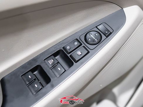 Used 2019 Hyundai Tucson SE image 37