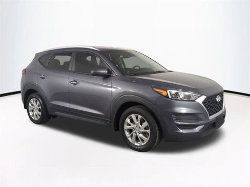 Used 2019 Hyundai Tucson Value FWD image 2