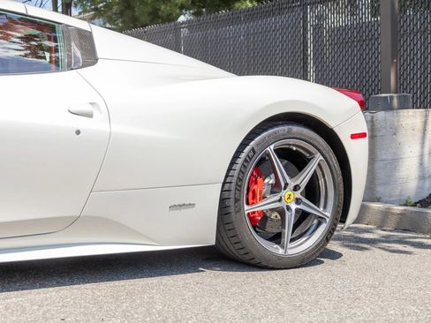 Used 2012 Ferrari 458 Spider RWD image 55