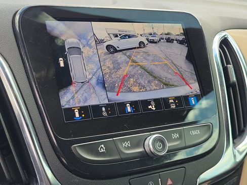 Used 2024 Chevrolet Equinox Premier AWD/4WD image 33