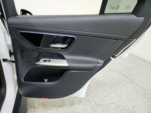 Certified 2024 Mercedes-Benz GLC 300 4MATIC w/ AMG Line image 25