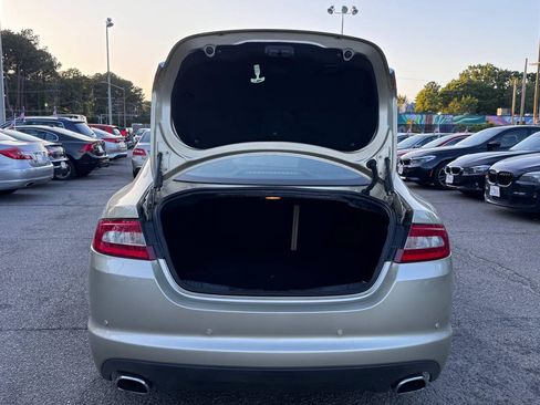 Used 2009 Jaguar XF Premium RWD image 18