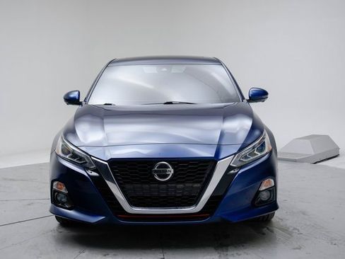Used 2019 Nissan Altima 2.5 Platinum image 14