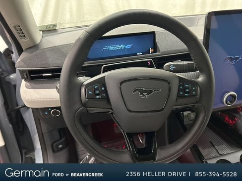 Used 2025 Ford Mustang Mach-E Premium image 18