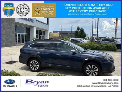 Used 2023 Subaru Outback Touring XT AWD/4WD image 8