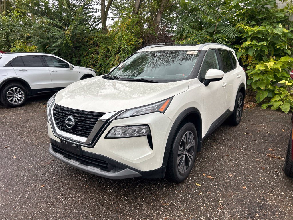 Used 2023 Nissan Rogue SV w/ SV Premium B Package AWD/4WD image 2