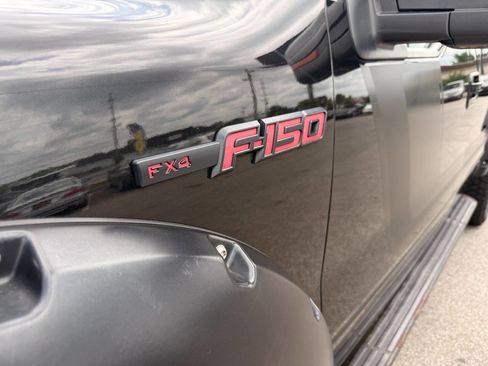 Used 2014 Ford F150 FX4 w/ Equipment Group 402A Luxury AWD/4WD image 16