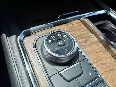 Used 2020 Ford Expedition Platinum AWD/4WD image 18