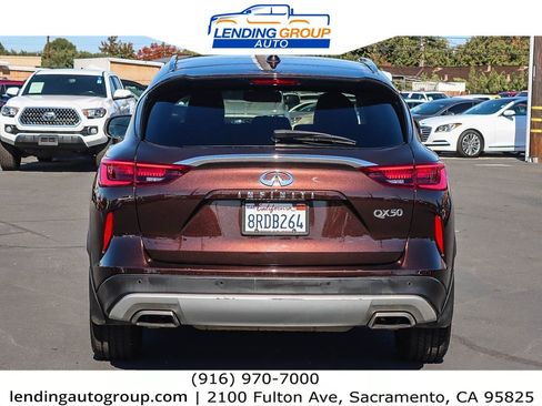Used 2020 INFINITI QX50 Luxe w/ Navigation Package image 3