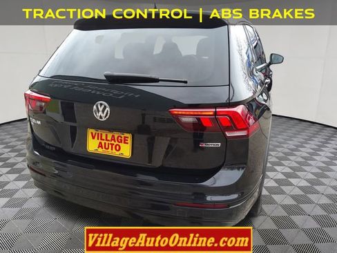 Used 2021 Volkswagen Tiguan SE R-Line image 15