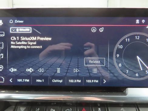 Used 2025 GMC Sierra 2500 SLT image 21