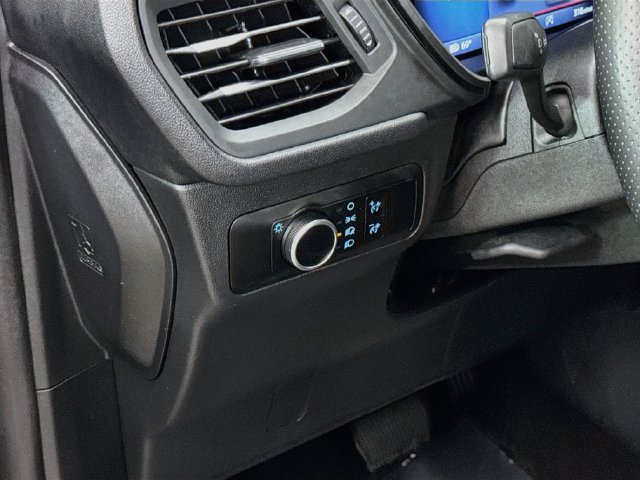 Used 2025 Ford Escape ST-Line AWD/4WD image 10
