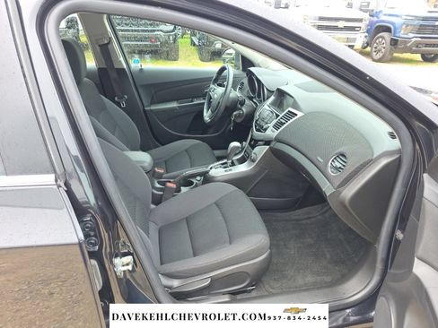 Used 2015 Chevrolet Cruze LT FWD image 32