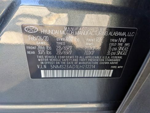 Used 2020 Hyundai Santa Fe SE image 36