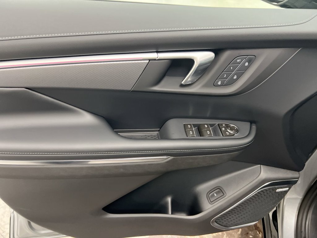 New 2027 Buick Enclave Sport Touring w/ Power Package AWD/4WD image 21