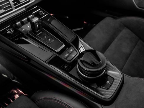 Used 2026 Porsche 911 Carrera GTS w/ Premium Package image 32