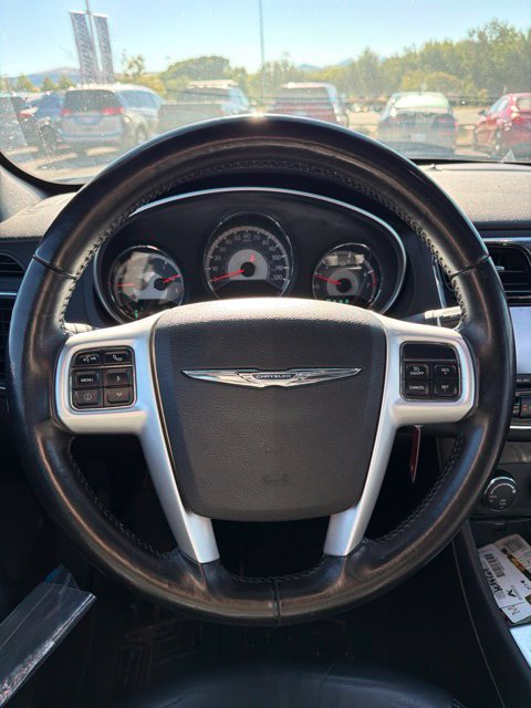 Used 2011 Chrysler 200 Limited FWD image 15