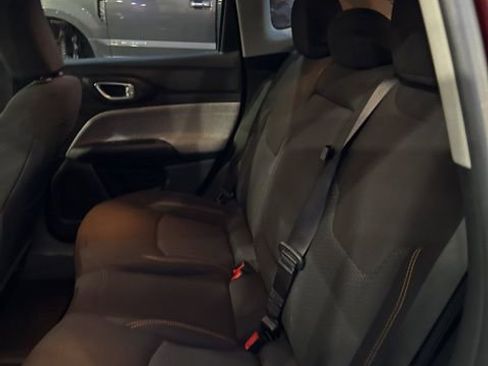 Used 2022 Jeep Compass Sport image 6