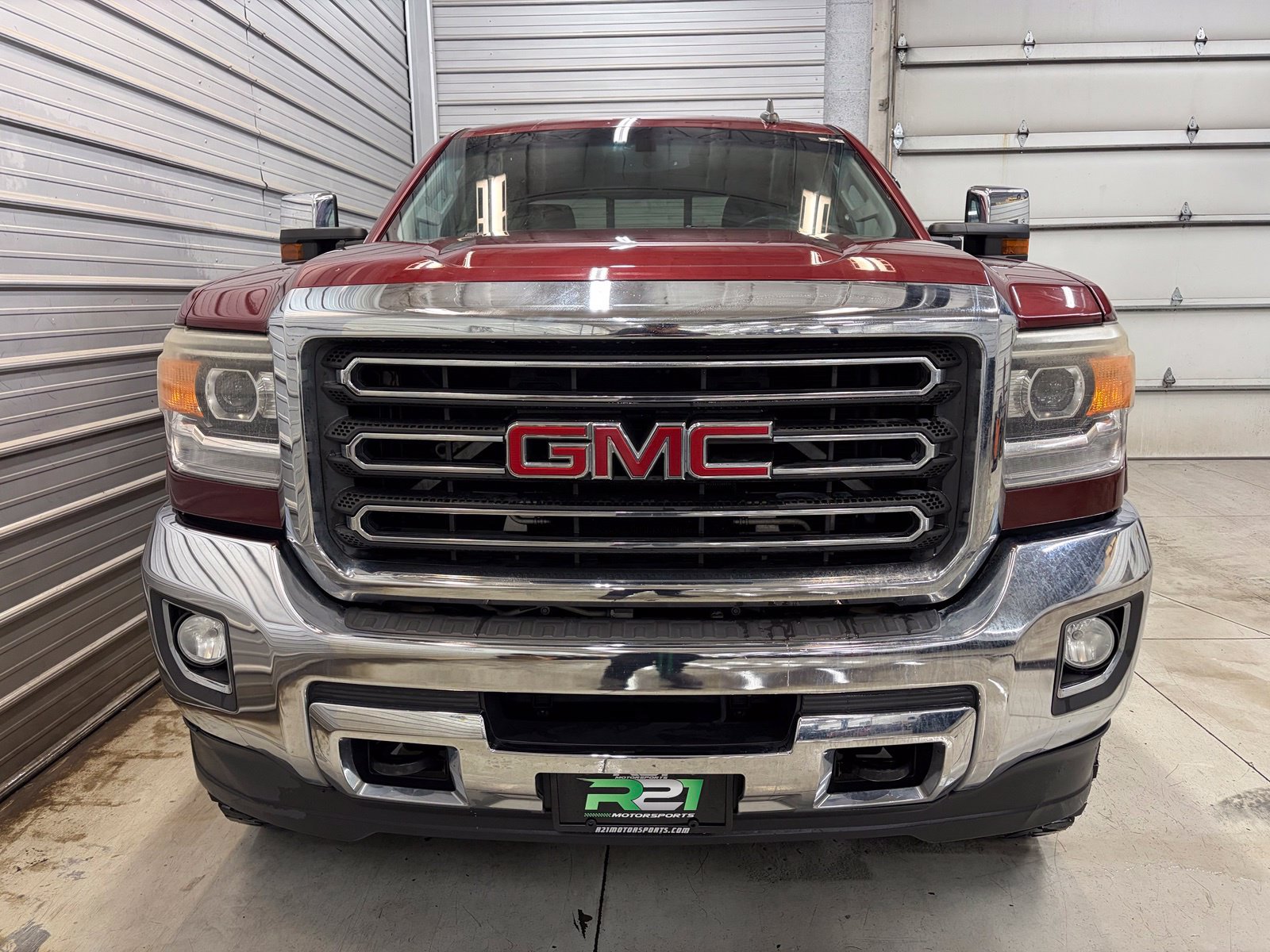 Used 2015 GMC Sierra 2500 SLT AWD/4WD image 2