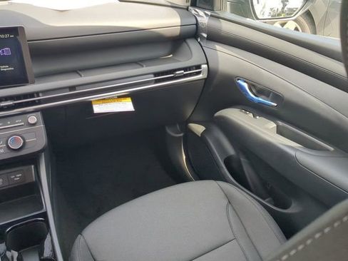 New 2025 Hyundai Tucson SE FWD image 16