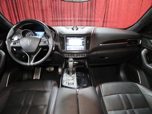 Used 2019 Maserati Levante S GranSport AWD/4WD image 15