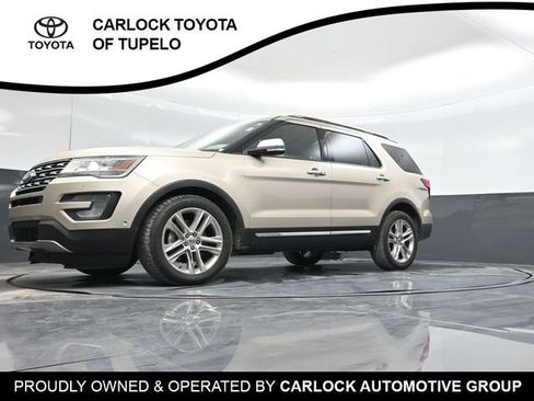 Used 2017 Ford Explorer Limited w/ Equipment Group 301A FWD image 60