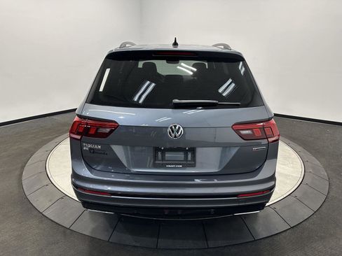 Used 2021 Volkswagen Tiguan SE R-Line image 6