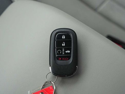 Used 2025 Honda Accord SE image 28