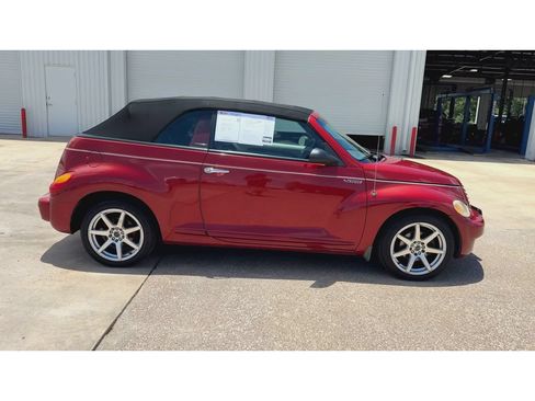 Used 2005 Chrysler PT Cruiser GT FWD image 9
