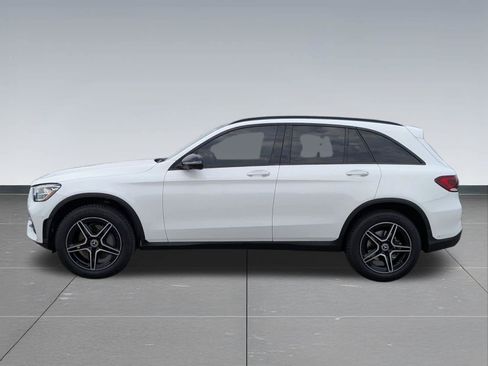 Used 2021 Mercedes-Benz GLC 300 4MATIC image 2