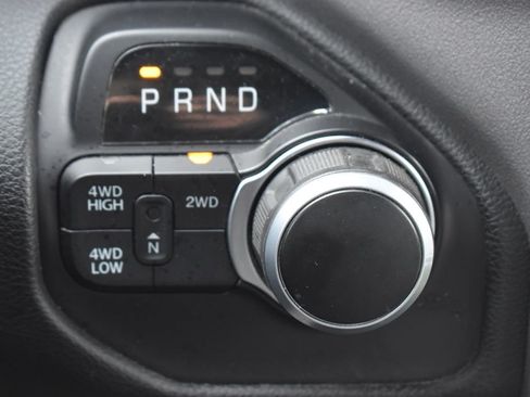 Used 2024 RAM 2500 Big Horn AWD/4WD image 29