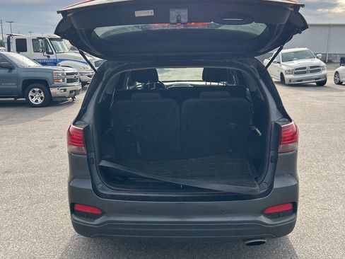 Used 2020 Kia Sorento LX w/ LX I4 Convenience Package image 22