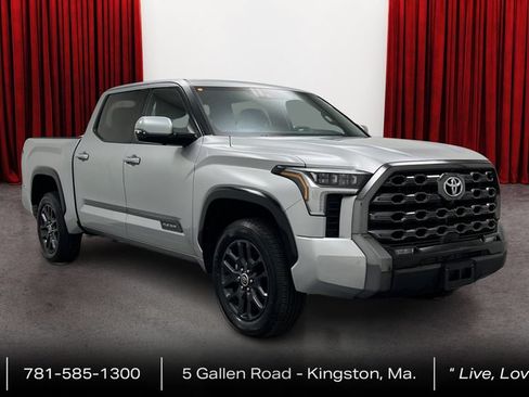Used 2023 Toyota Tundra Platinum AWD/4WD image 3