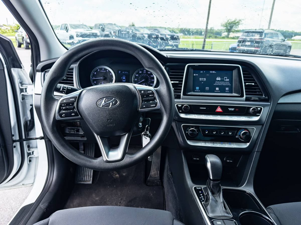 Used 2018 Hyundai Sonata SE FWD image 10