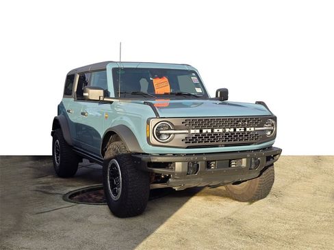 Used 2023 Ford Bronco Badlands image 1