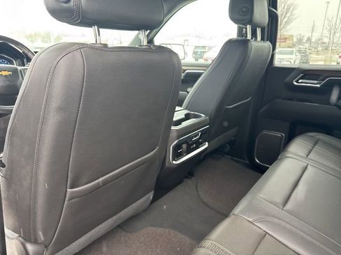 Used 2023 Chevrolet Silverado 1500 High Country AWD/4WD image 29
