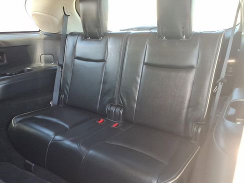 Used 2019 INFINITI QX60 Luxe w/ Essential Package FWD image 16