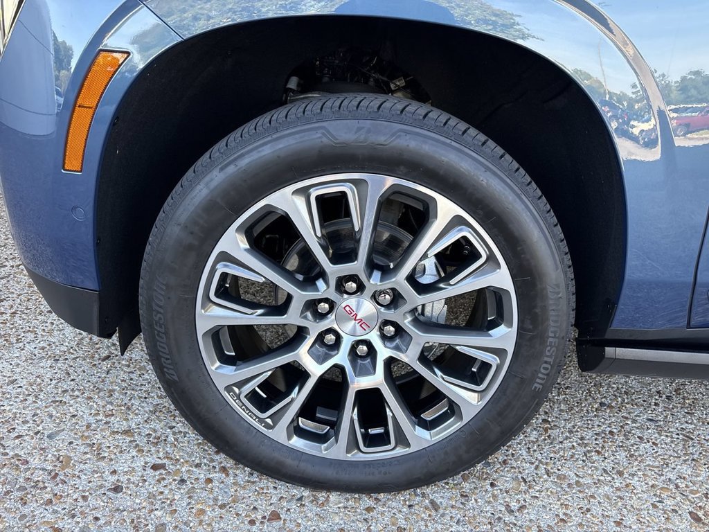 Certified 2026 GMC Yukon Denali w/ Sun & Power Step Package AWD/4WD image 34