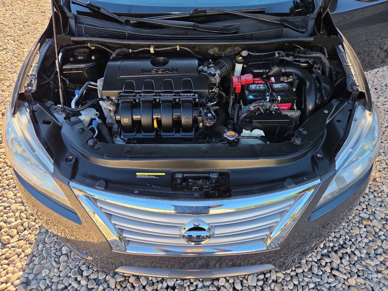 Used 2015 Nissan Sentra SV FWD image 12