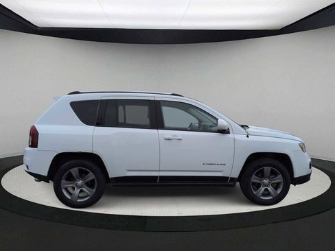 Used 2017 Jeep Compass High Altitude image 9