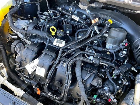 Used 2024 Ford Edge Titanium w/ Equipment Group 301A image 33