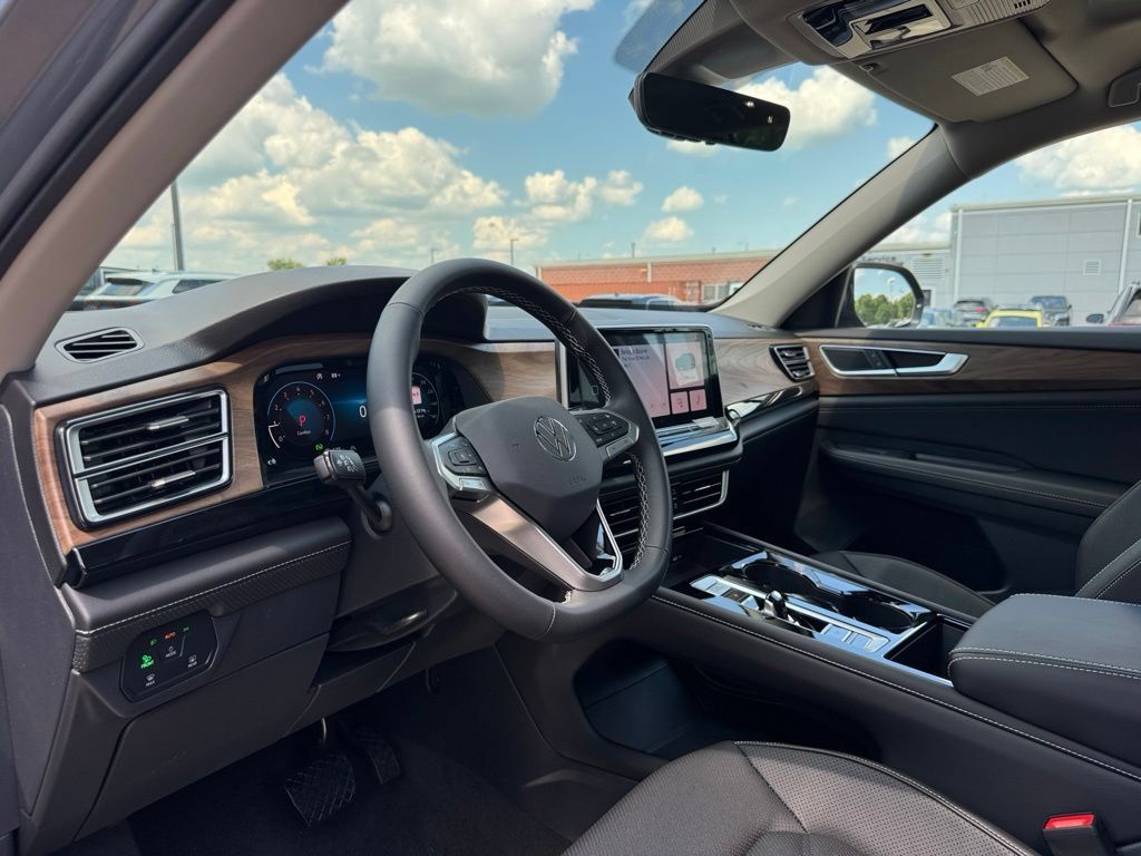 New 2026 Volkswagen Atlas SE AWD/4WD image 4