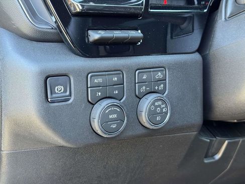 New 2026 Chevrolet Silverado 2500 High Country w/ High Country Premium Package AWD/4WD image 9