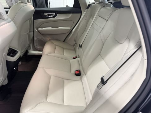 Used 2023 Volvo XC60 B5 Plus w/ Protection Package Premier FWD image 23