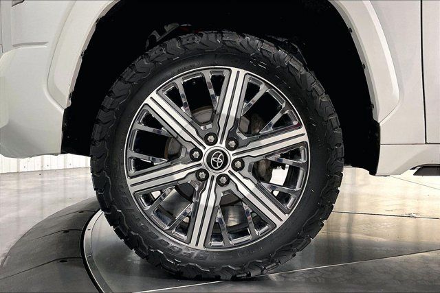 Used 2023 Toyota Tundra Capstone AWD/4WD image 9