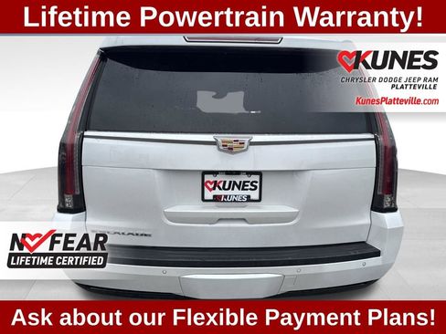 Used 2018 Cadillac Escalade ESV Platinum image 5